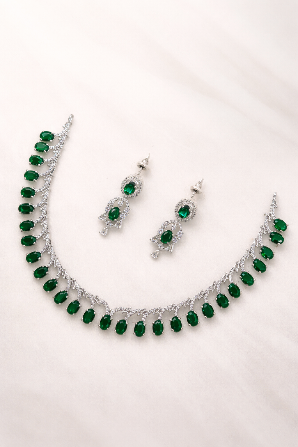 Luxury Necklace & Earrings Set – Beautiful Party Wear Jewelry