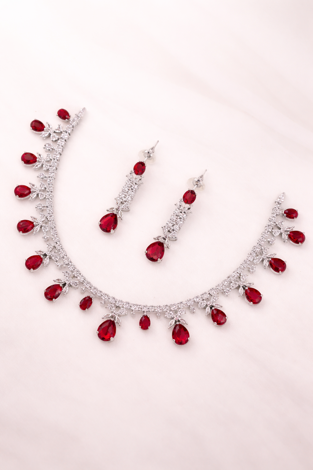 Luxury Necklace & Earrings Set – Beautiful Party Wear Jewelry